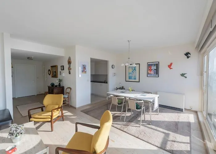 Seaview On The - Free Parking