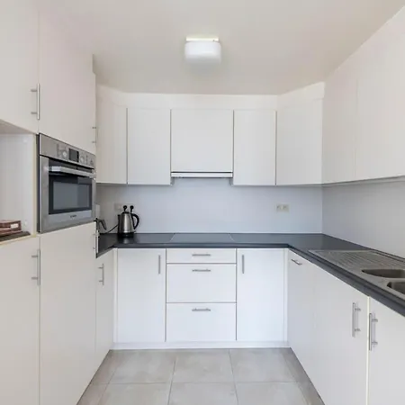 Seaview On The - Free Parking Апартаменти Остенде